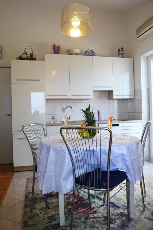 Apartment Vesna ラヴニ エクステリア 写真