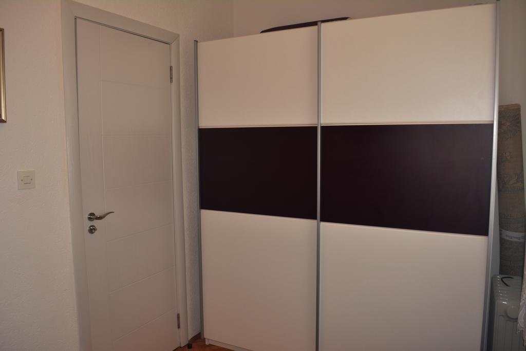 Apartment Vesna ラヴニ エクステリア 写真